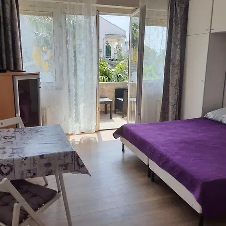 Megan 2 * Crikvenica